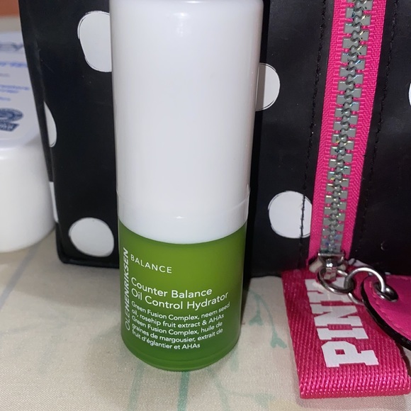 Olehenriksen Oil Control Set - Picture 3 of 3